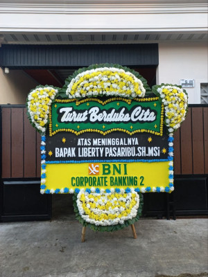 Papan Bunga Duka di Piloliyanga