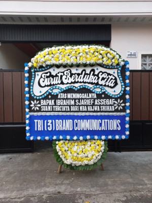 Papan Bunga Duka di Piloliyanga